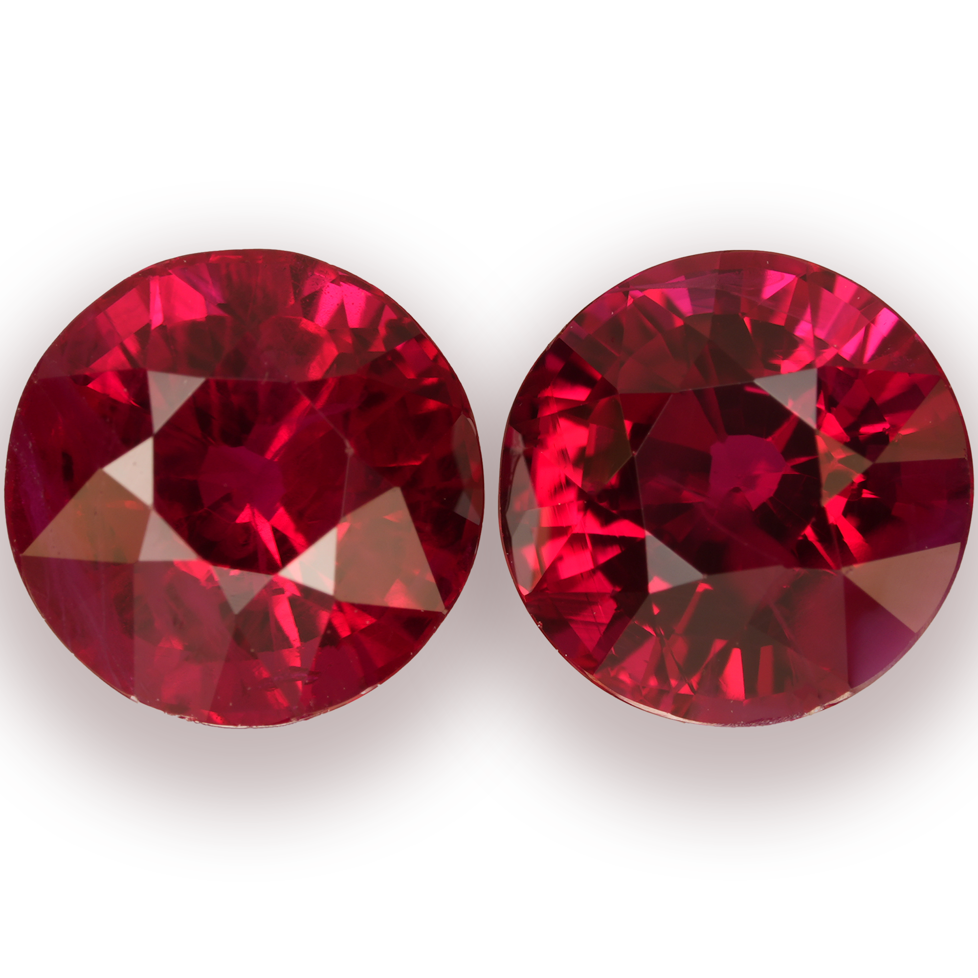 ROUND BURMA Ruby