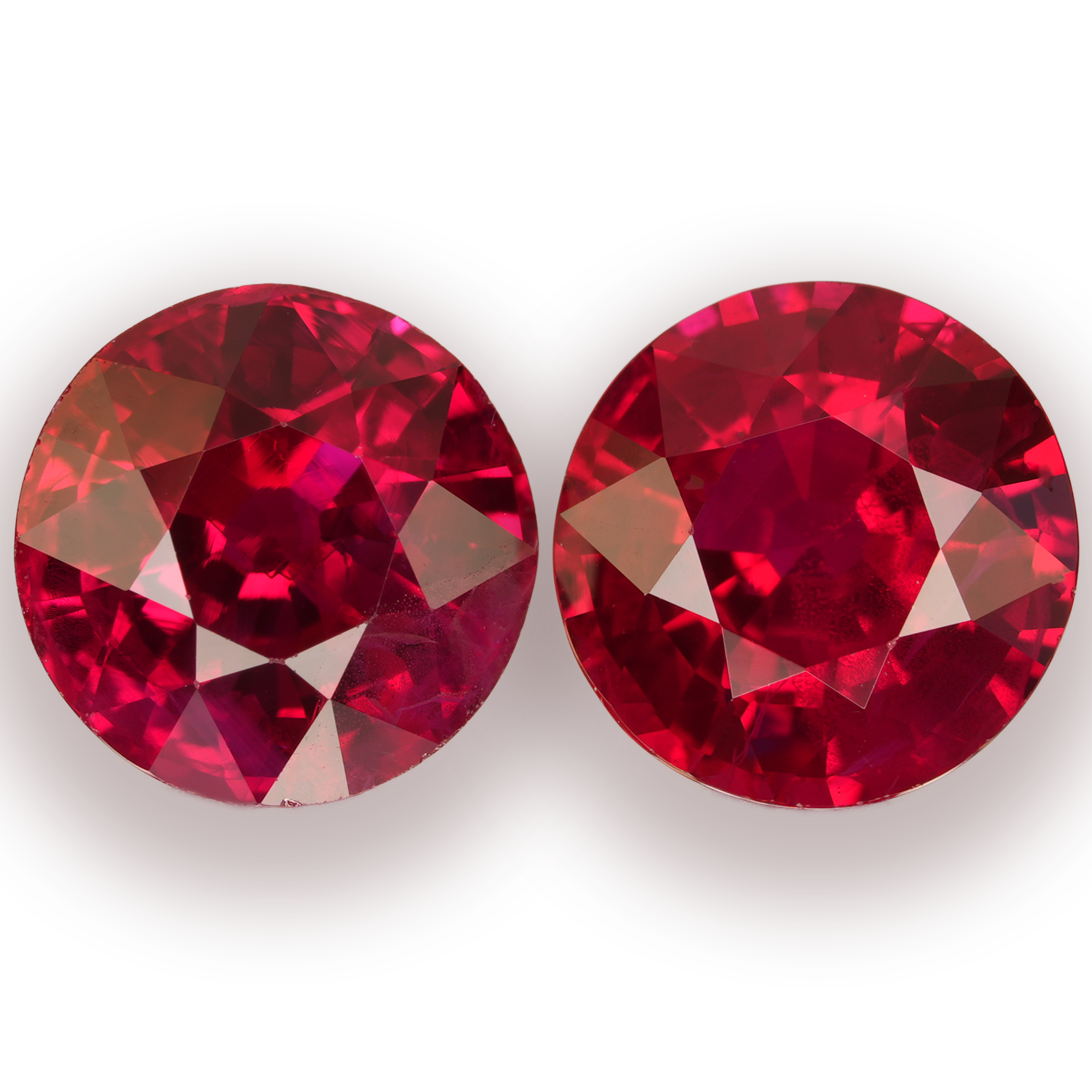 ROUND BURMA Ruby