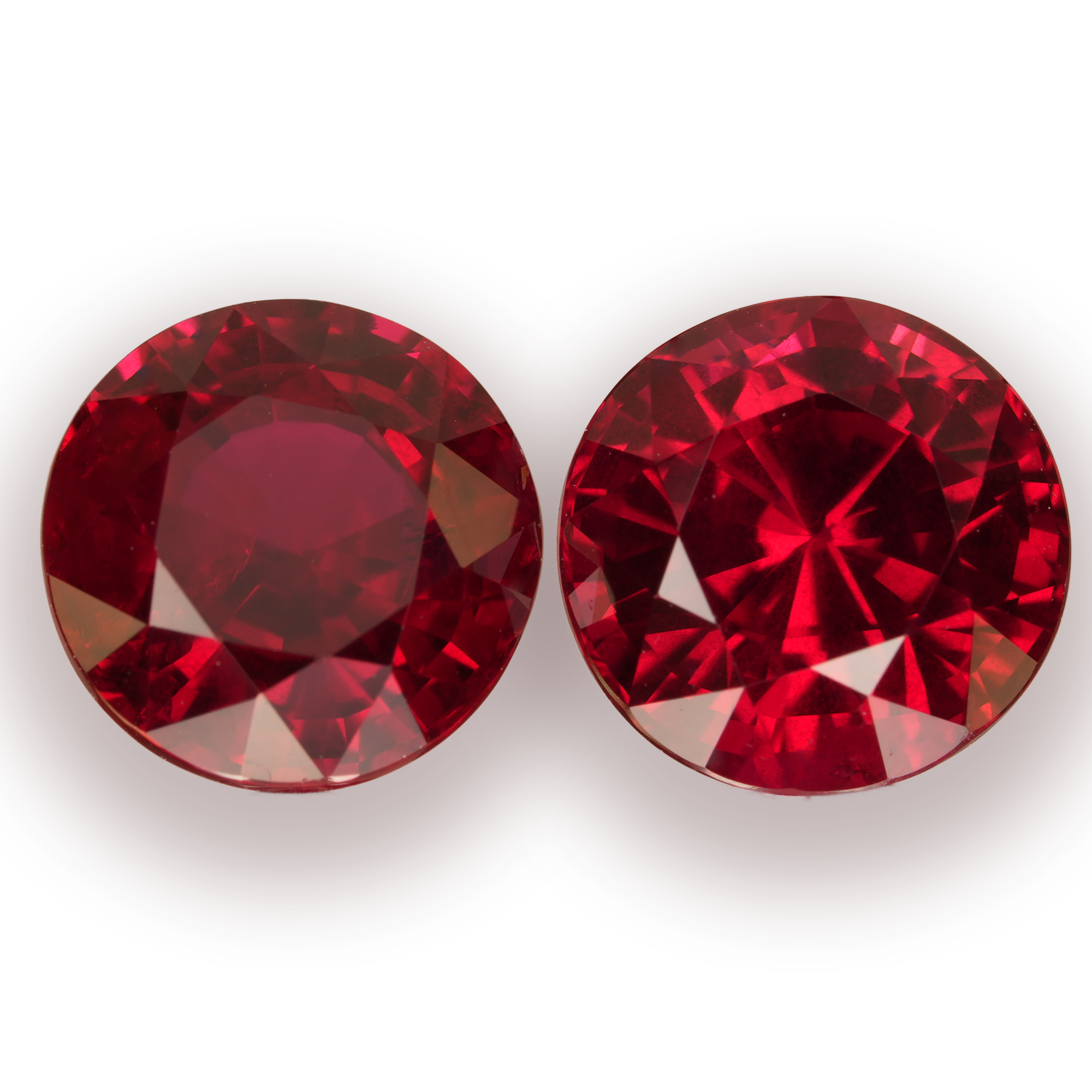 ROUND MOZAMBIQUE Ruby