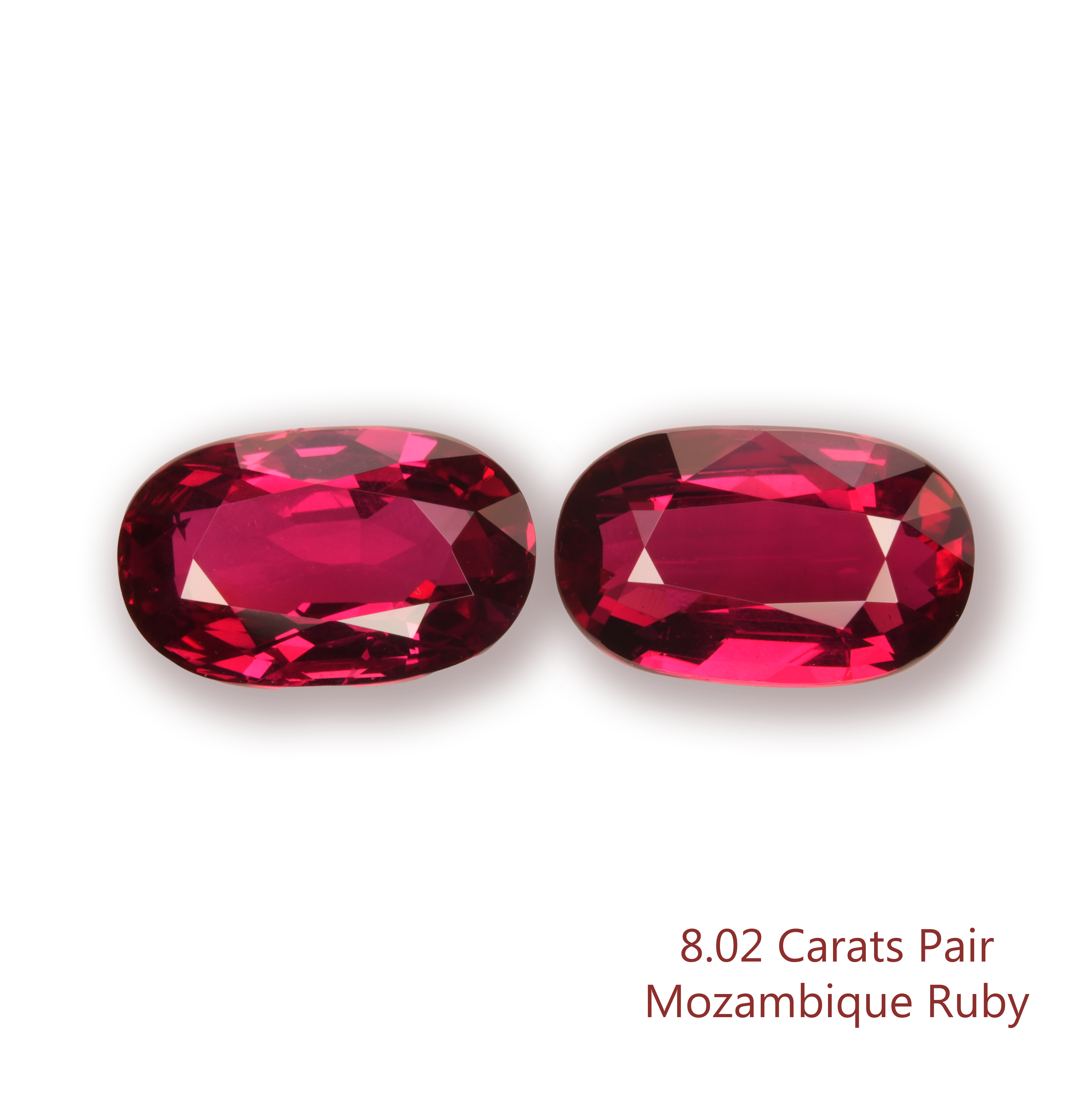 OVAL MOZAMBIQUE Ruby